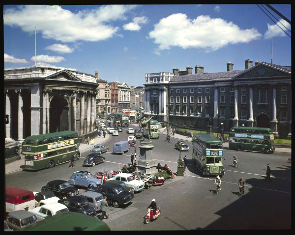 Trinity College and Bank of Ireland, Dublin by Elmar Ludwig